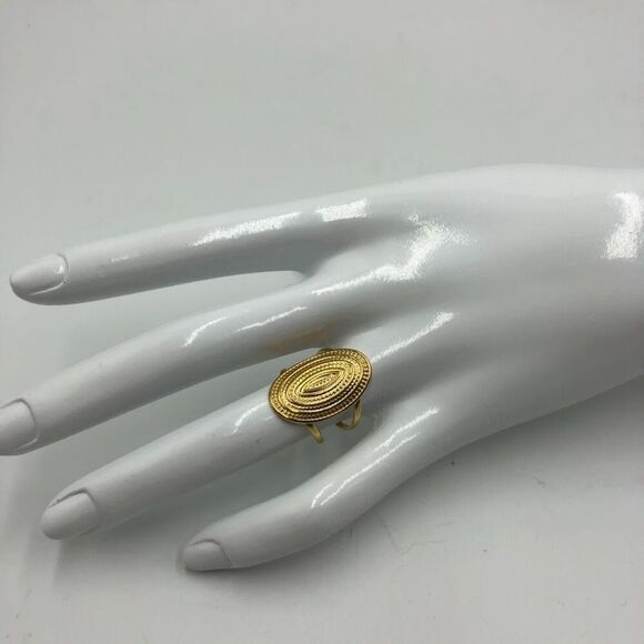 18K Gold Plated Women's Finger Ring Textured Open Back Everyday Modern Fashion - Picture 2 of 9